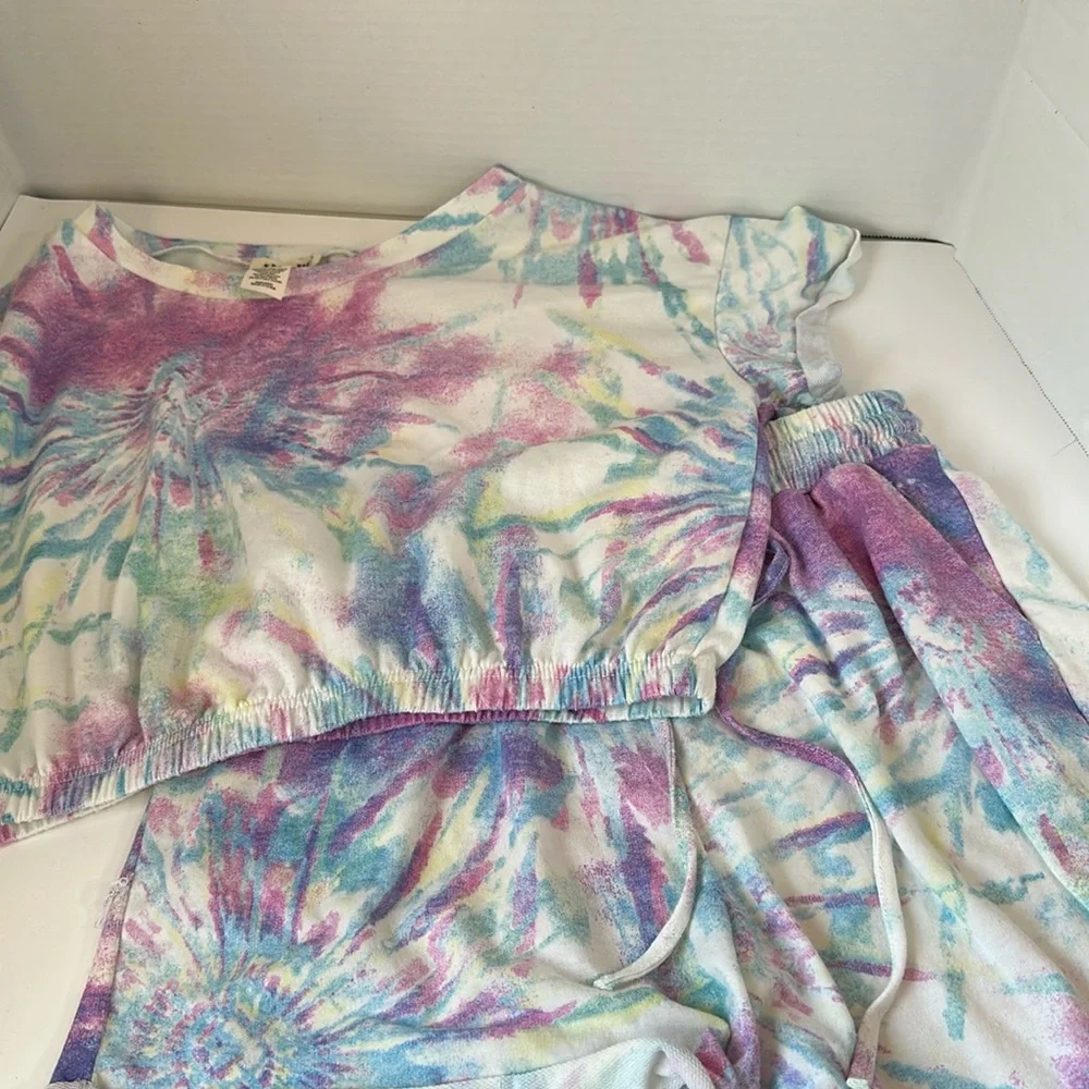 Sho sho tie dye crop top and short sleep set size large - Picture 1 of 8